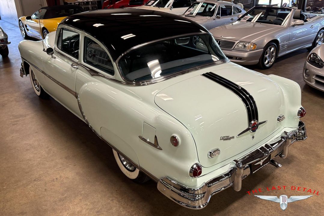 1954 Pontiac Chieftain