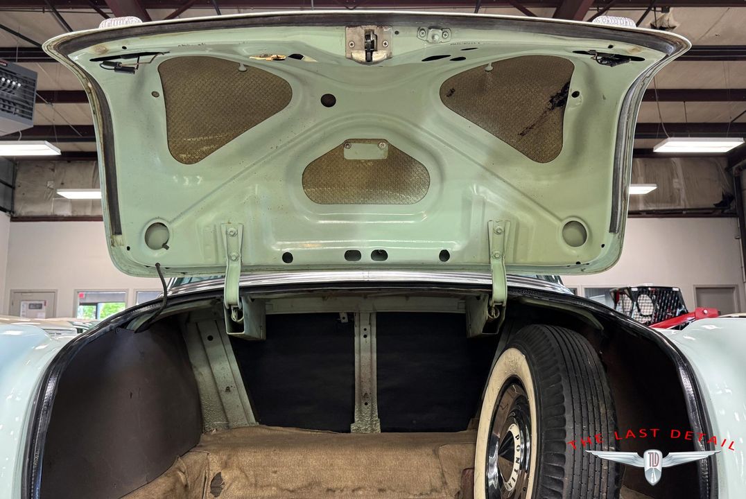 1954 Pontiac Chieftain