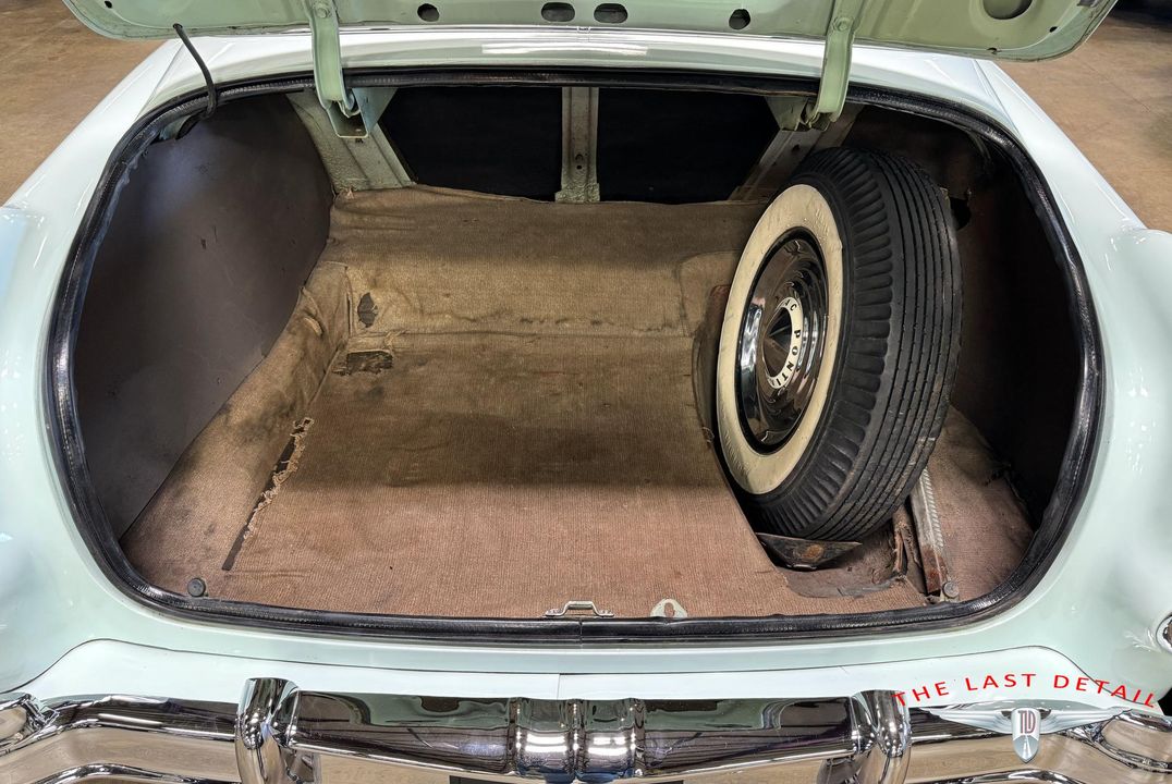 1954 Pontiac Chieftain