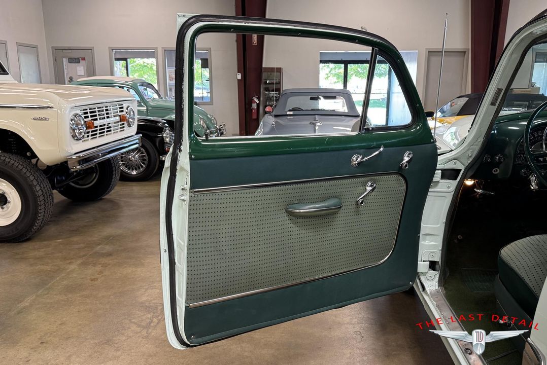 1954 Pontiac Chieftain