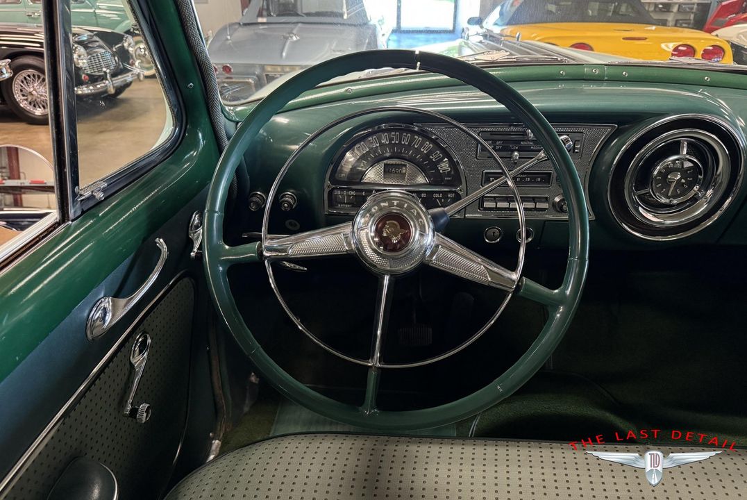 1954 Pontiac Chieftain