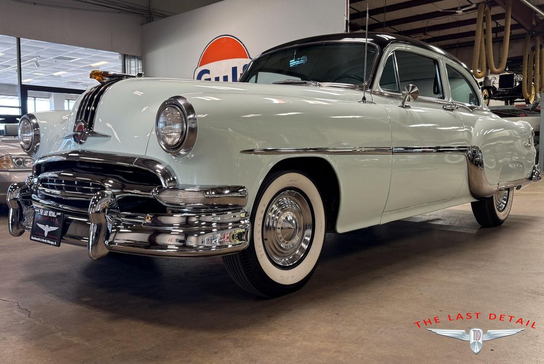 1954 Pontiac Chieftain