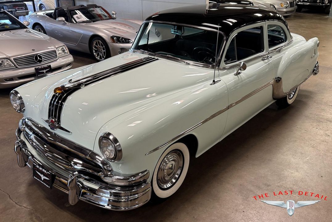 1954 Pontiac Chieftain
