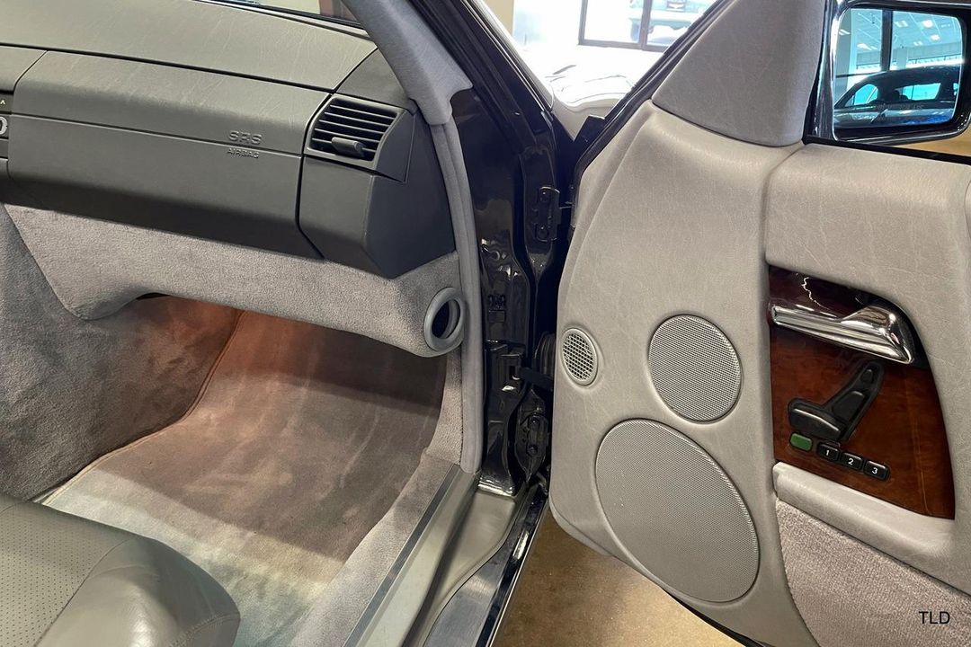 1993 Mercedes-Benz 500-Class