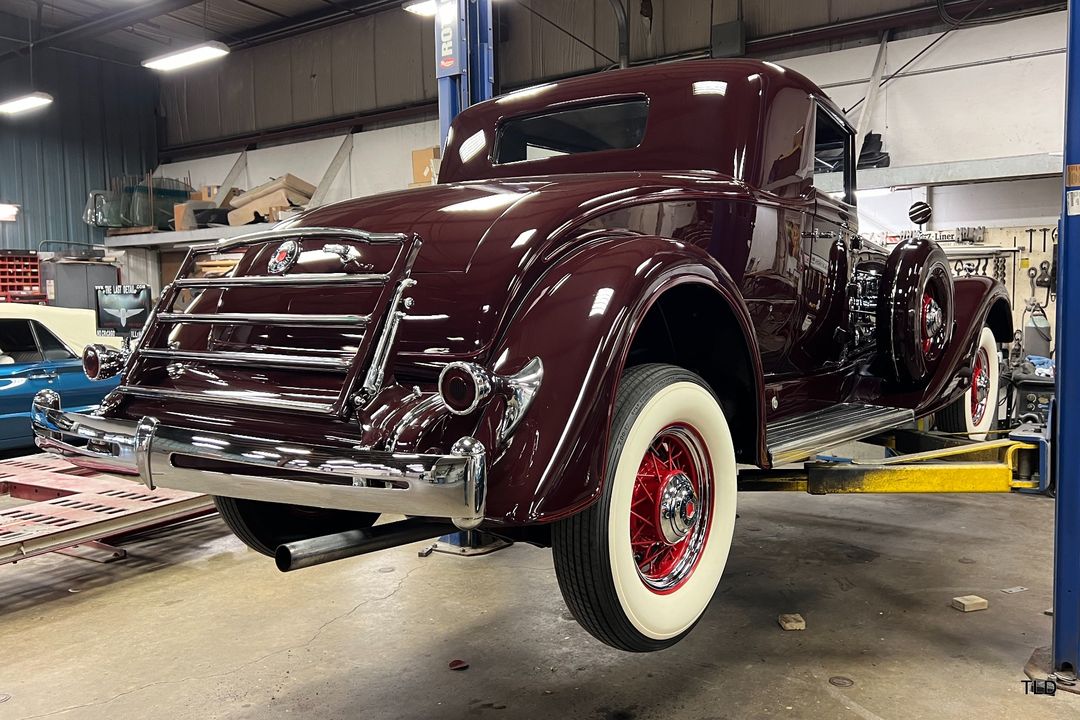 1934 Packard Super Eight
