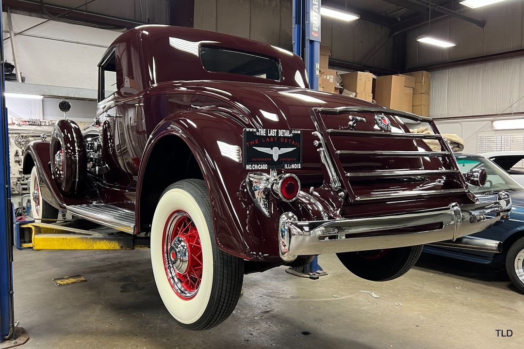 1934 Packard Super Eight
