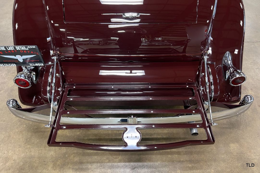 1934 Packard Super Eight