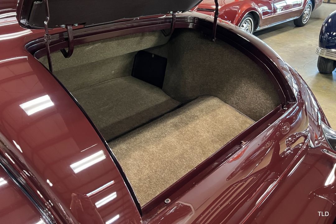 1934 Packard Super Eight