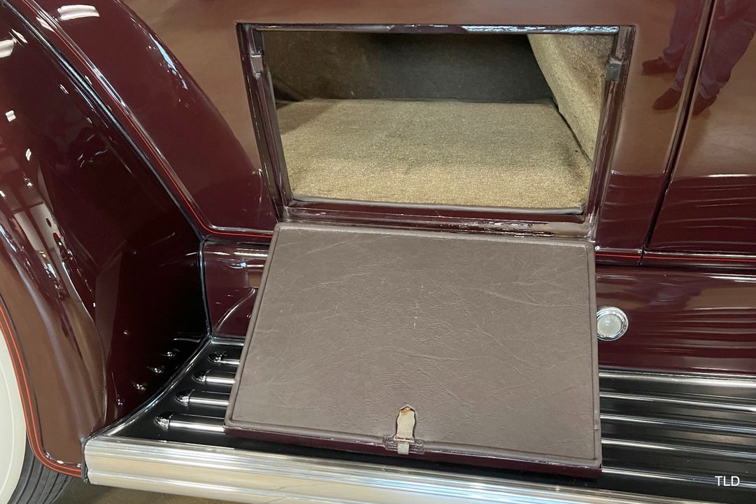 1934 Packard Super Eight