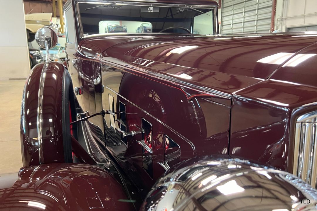 1934 Packard Super Eight