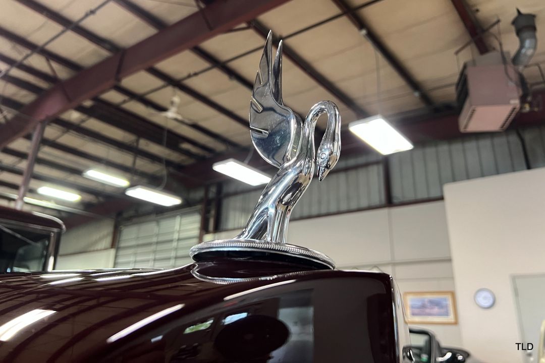 1934 Packard Super Eight