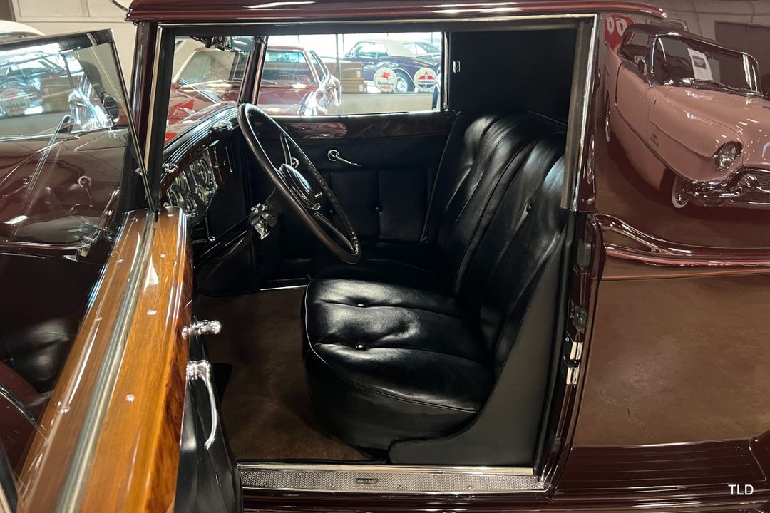 1934 Packard Super Eight