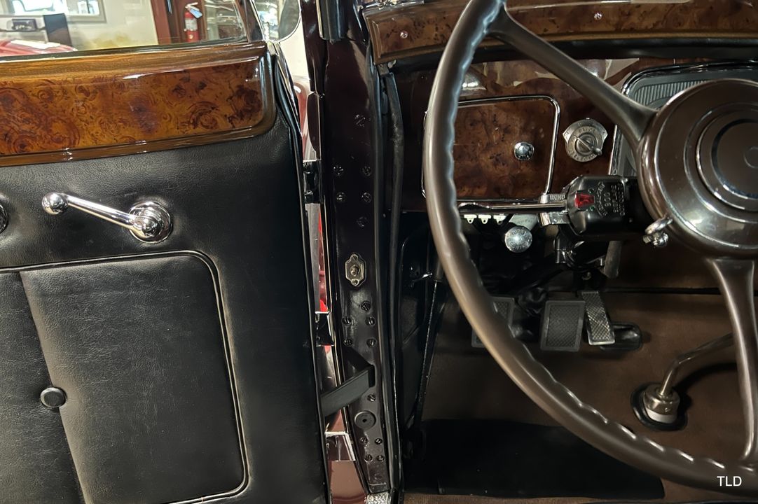 1934 Packard Super Eight