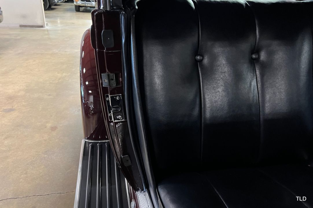 1934 Packard Super Eight