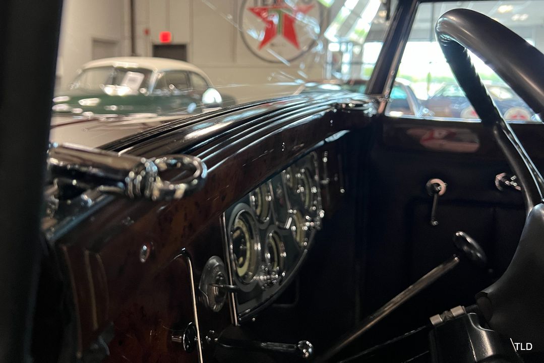 1934 Packard Super Eight
