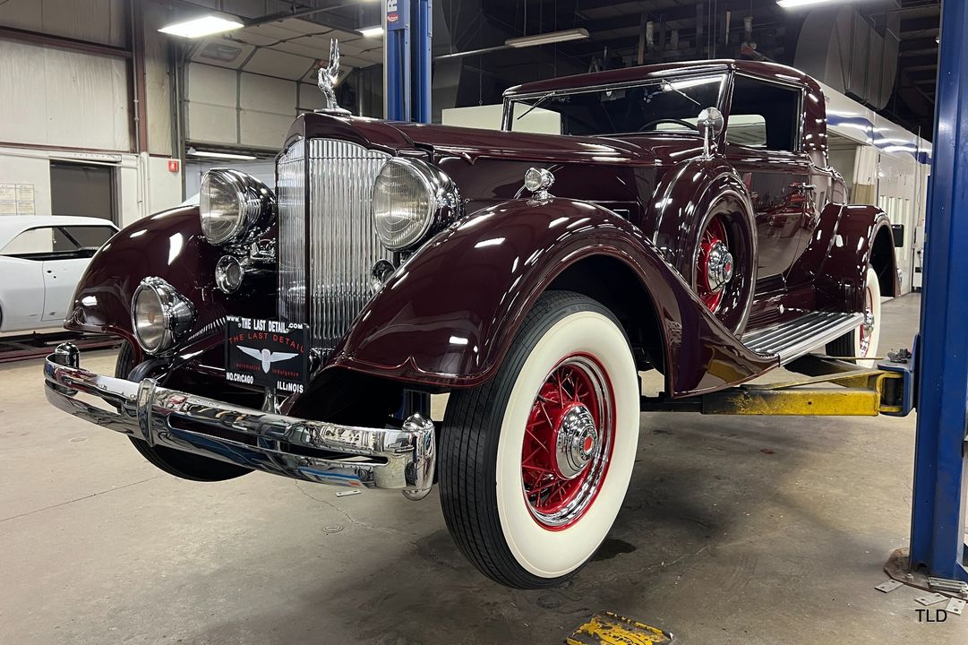 1934 Packard Super Eight