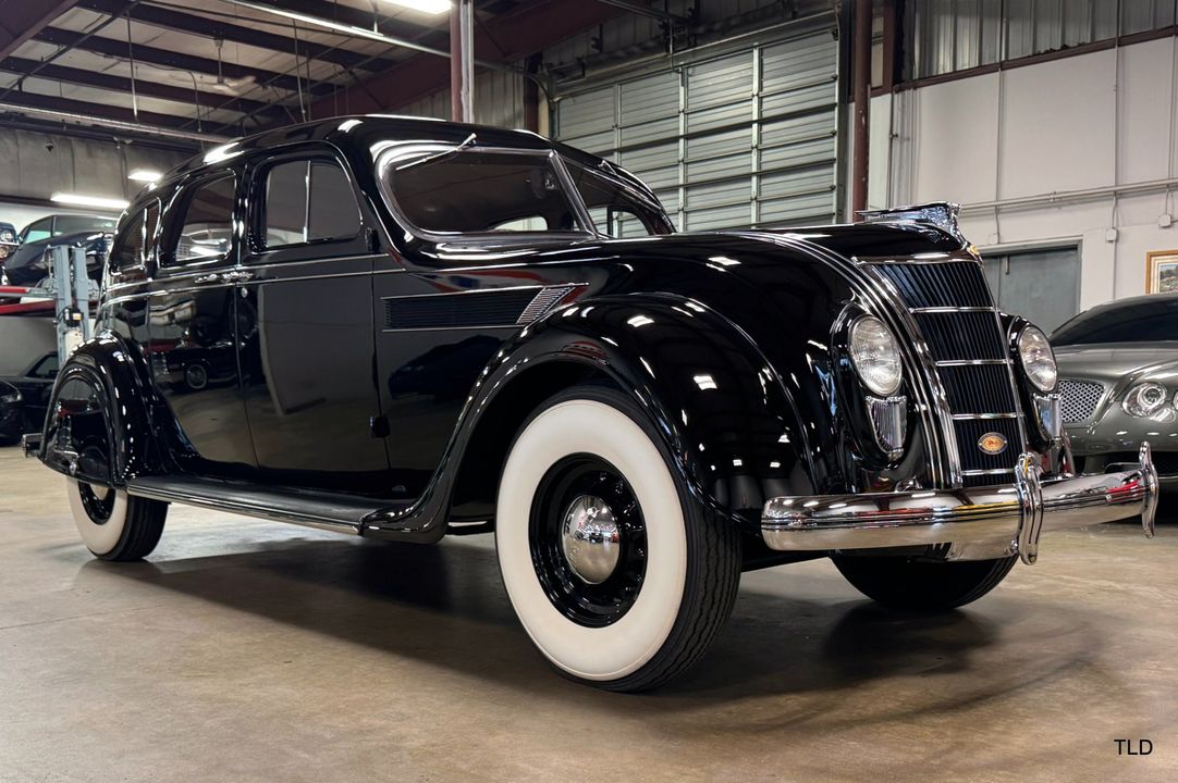 1935 Chrysler Imperial Airflow Series C-2