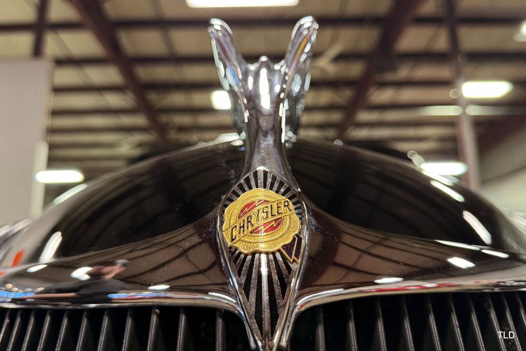 1935 Chrysler Imperial Airflow Series C-2