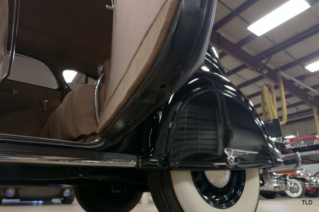 1935 Chrysler Imperial Airflow Series C-2