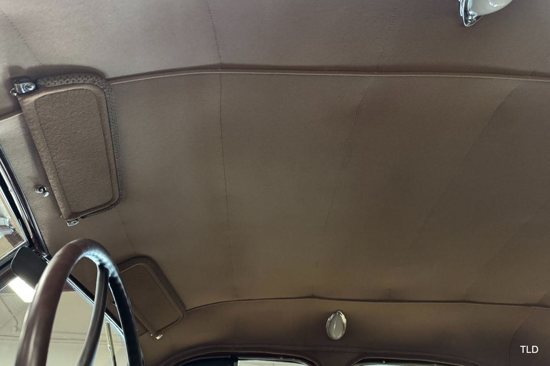 1935 Chrysler Imperial Airflow Series C-2