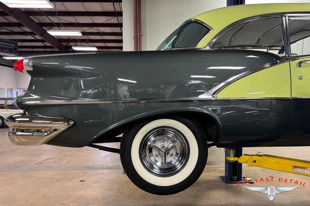 1956 Oldsmobile Super 88 Holiday