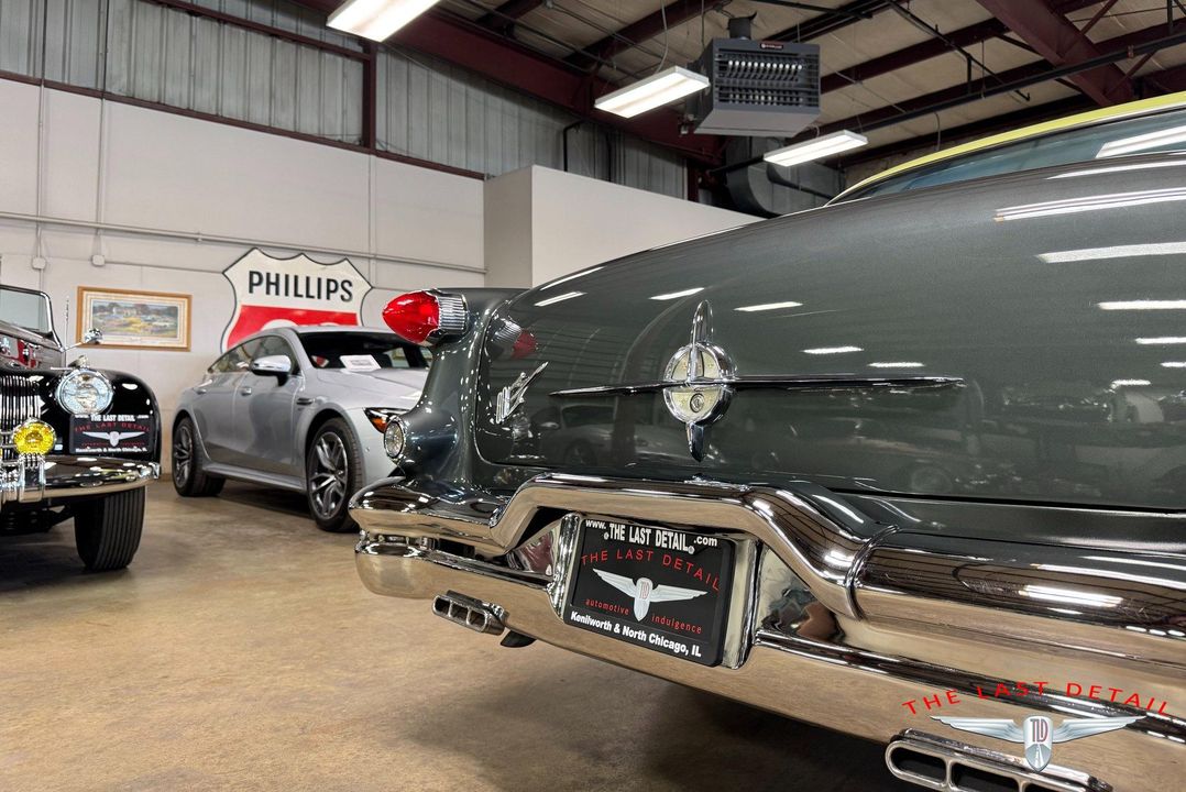 1956 Oldsmobile Super 88 Holiday