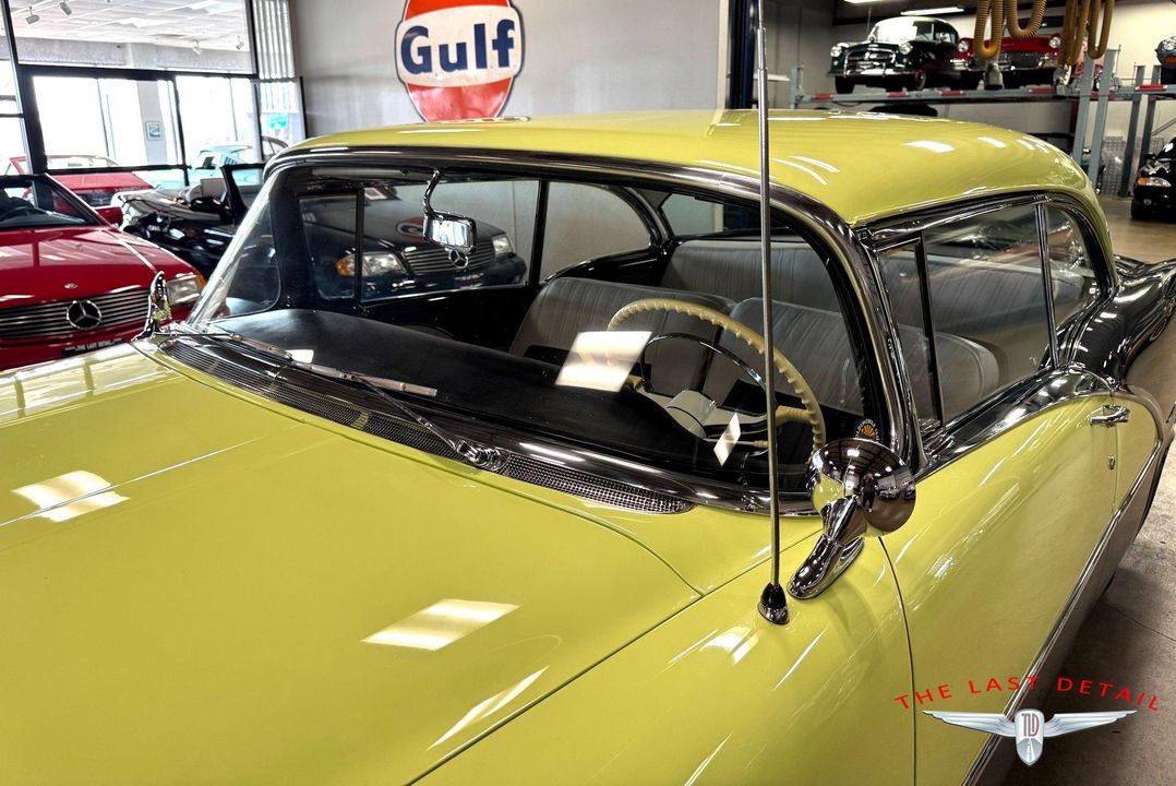 1956 Oldsmobile Super 88 Holiday