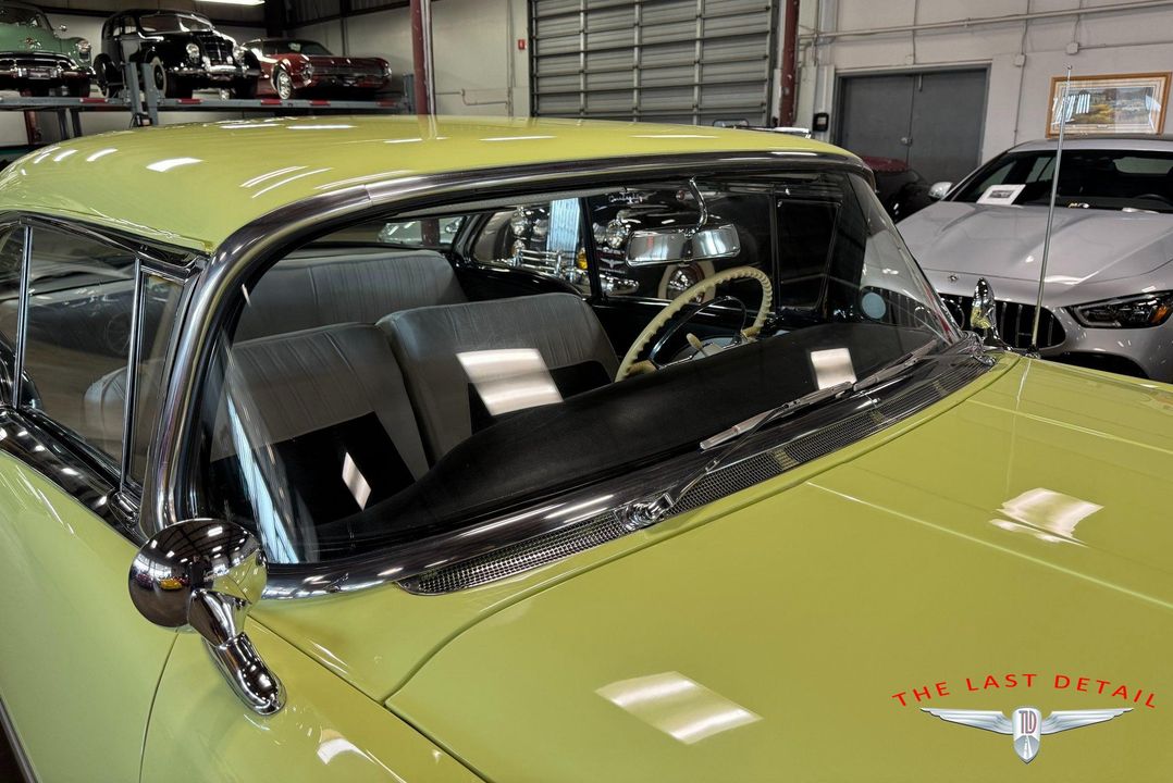 1956 Oldsmobile Super 88 Holiday