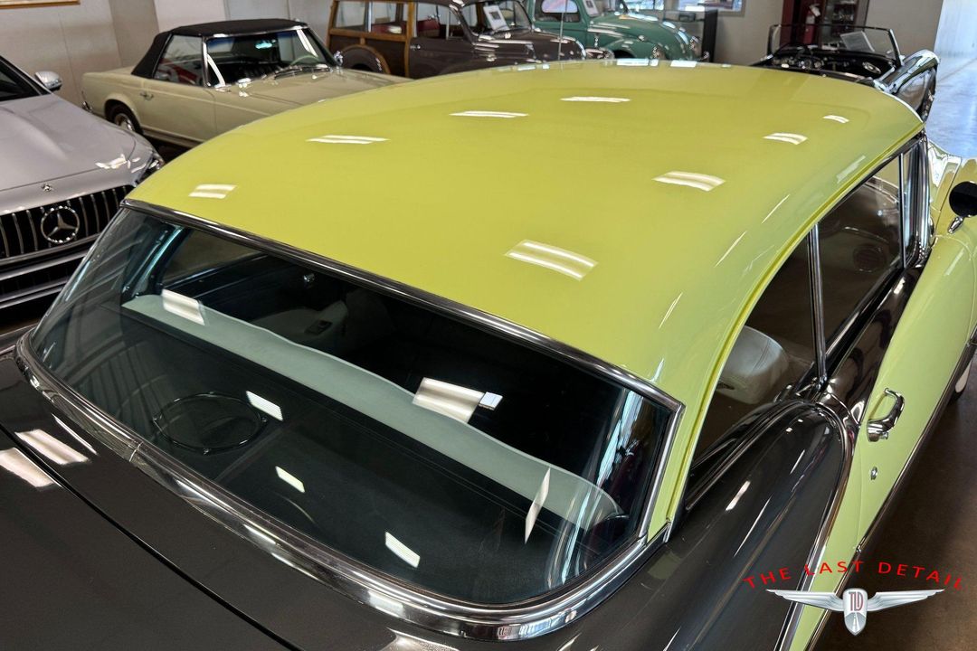 1956 Oldsmobile Super 88 Holiday