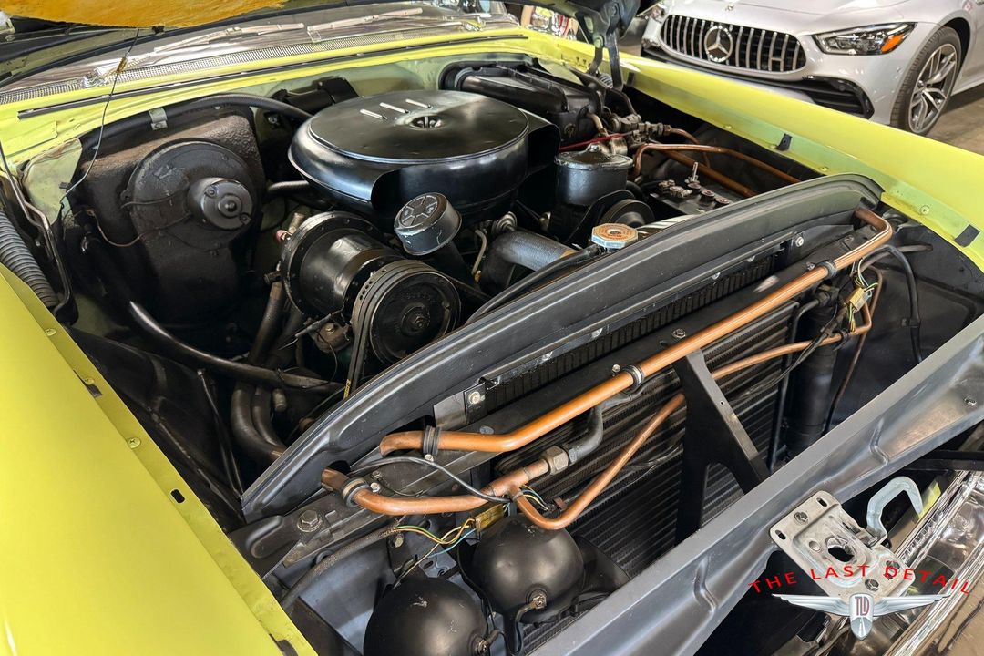 1956 Oldsmobile Super 88 Holiday