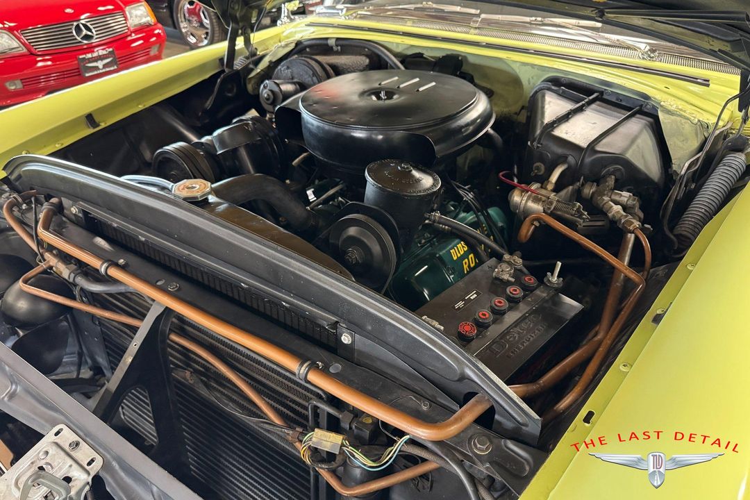 1956 Oldsmobile Super 88 Holiday