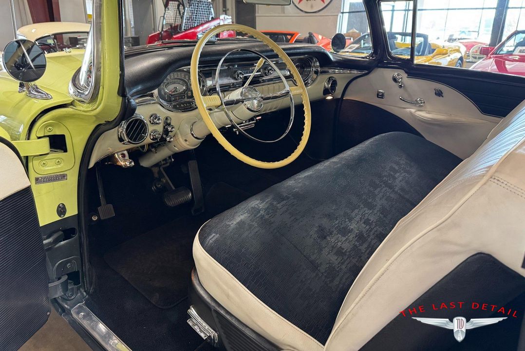 1956 Oldsmobile Super 88 Holiday