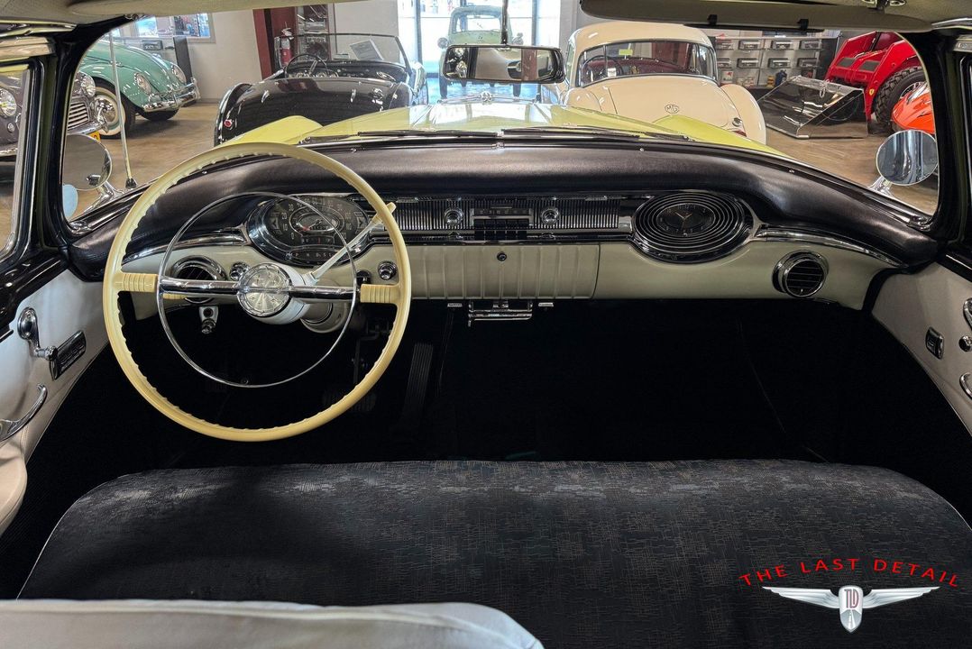 1956 Oldsmobile Super 88 Holiday