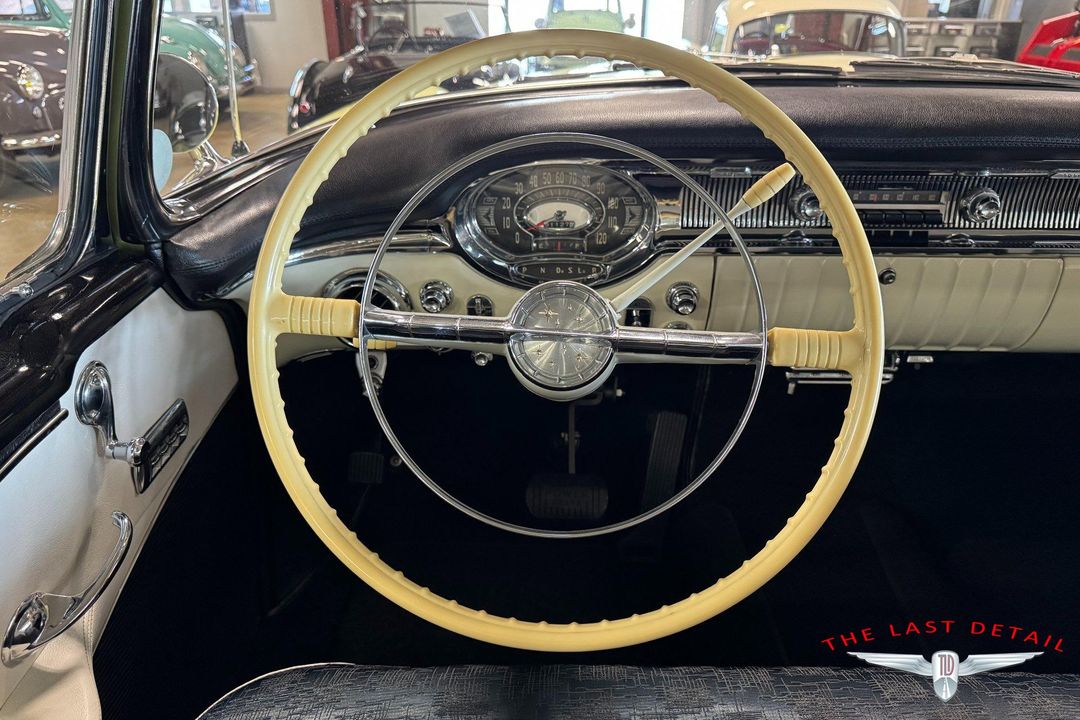 1956 Oldsmobile Super 88 Holiday