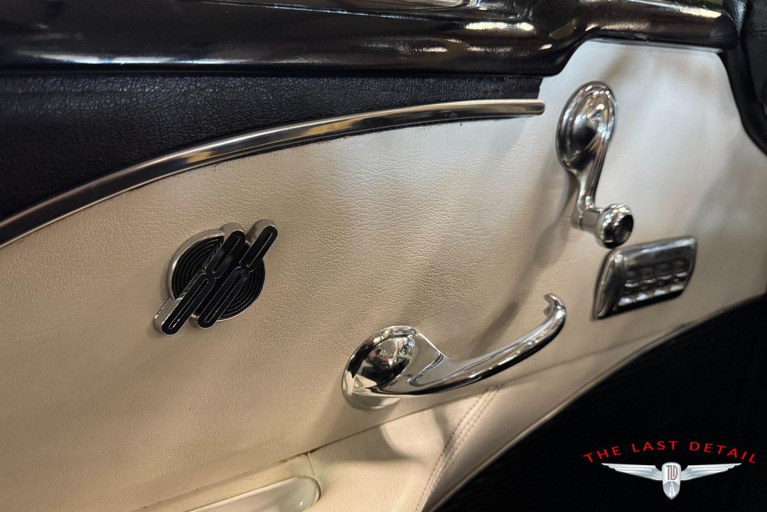 1956 Oldsmobile Super 88 Holiday