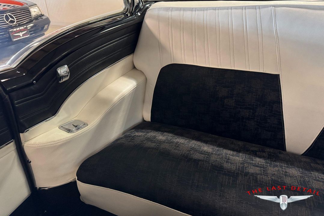 1956 Oldsmobile Super 88 Holiday