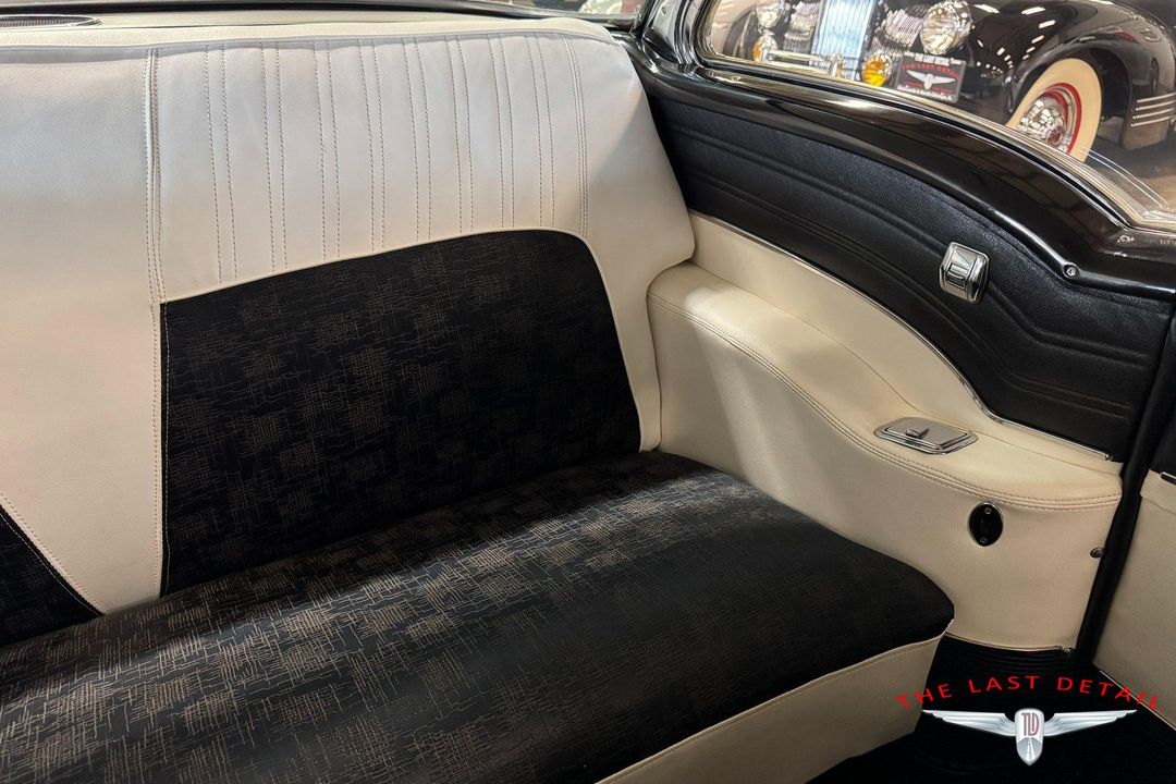 1956 Oldsmobile Super 88 Holiday