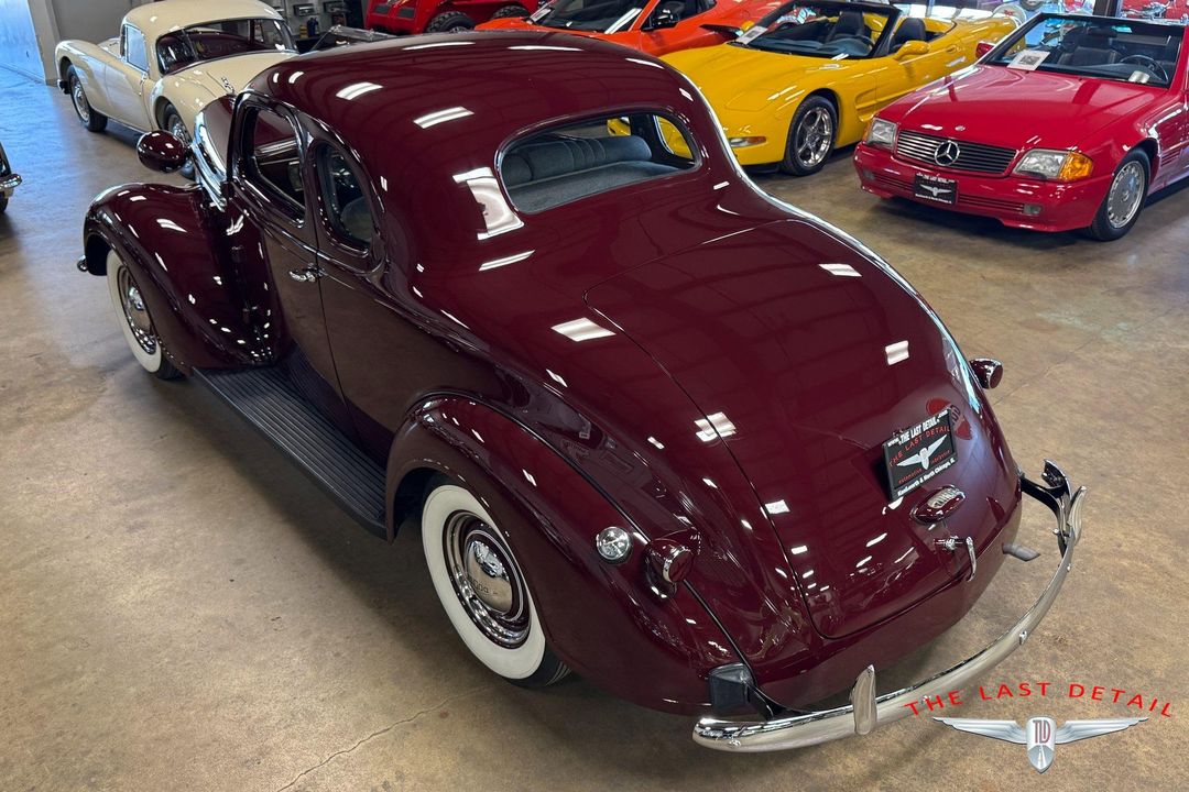 1937 Dodge D6