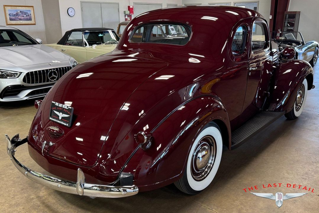 1937 Dodge D6