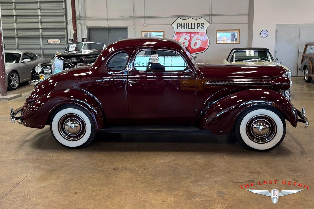 1937 Dodge D6