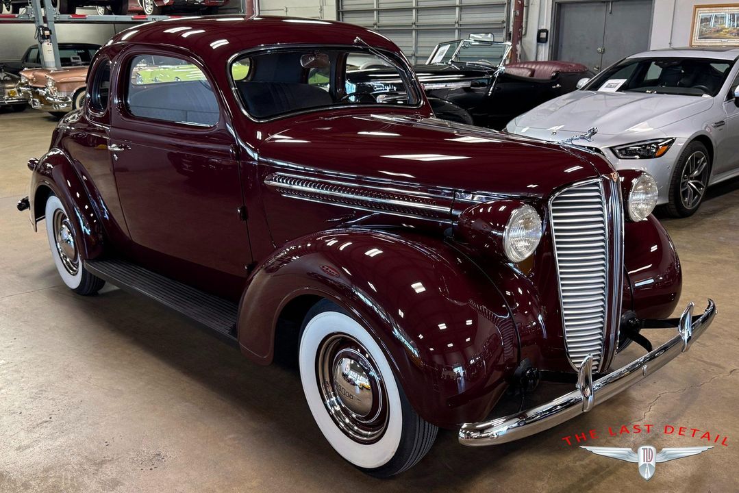 1937 Dodge D6