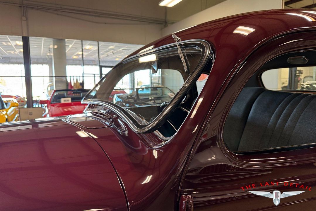 1937 Dodge D6