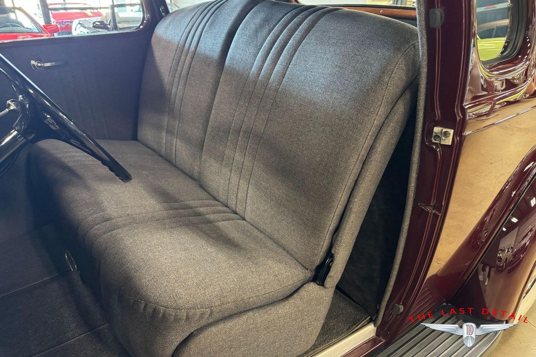 1937 Dodge D6