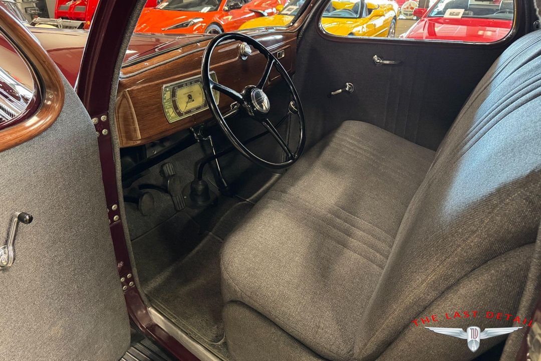 1937 Dodge D6