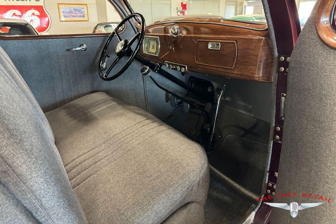 1937 Dodge D6