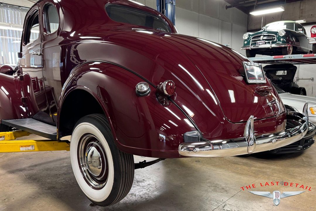 1937 Dodge D6