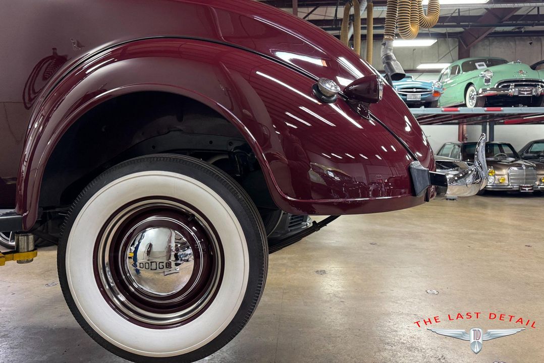 1937 Dodge D6
