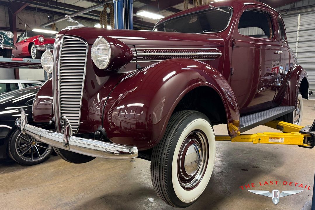 1937 Dodge D6
