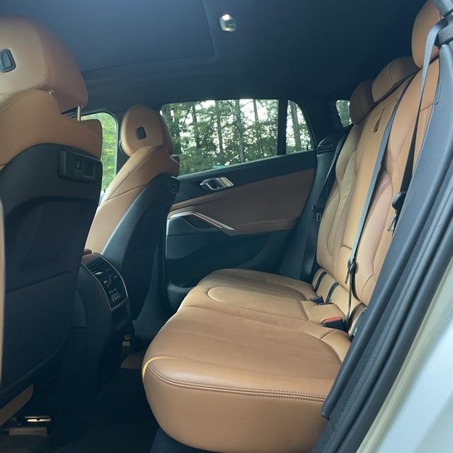 2022 BMW X6