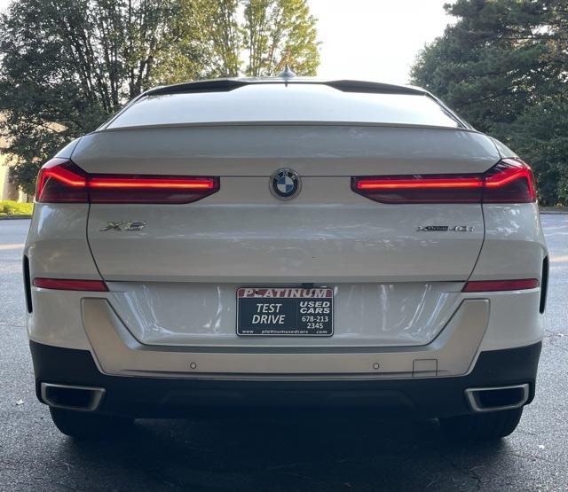 2022 BMW X6